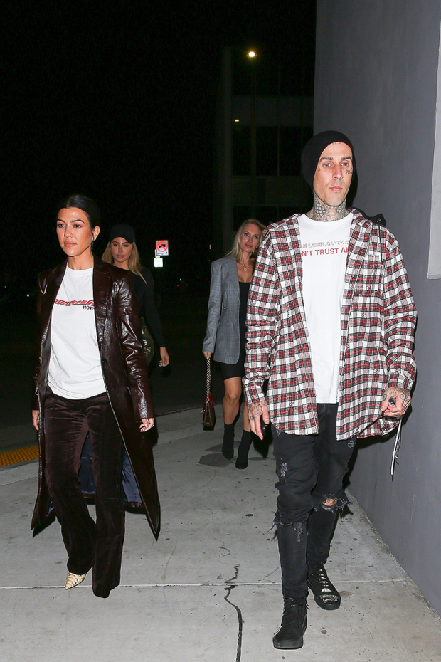 Travis Barker Kourtney Kardashian Getting Married