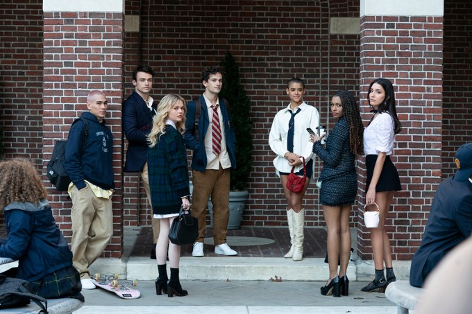 ‘Gossip Girl’ Characters At School