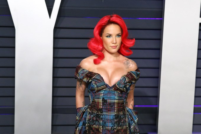 Halsey at the 2019 Vanity Fair Oscar Party