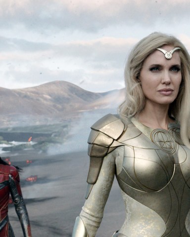 ETERNALS, from left: Lauren Ridloff as Makkari, Angelina Jolie as Thena, 2021. © Walt Disney Studios Motion Pictures / © Marvel Studios / Courtesy Everett Collection