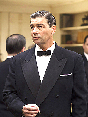 Kyle Chandler