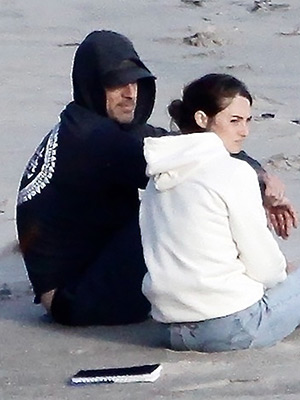 Shailene Woodley, Aaron Rodgers