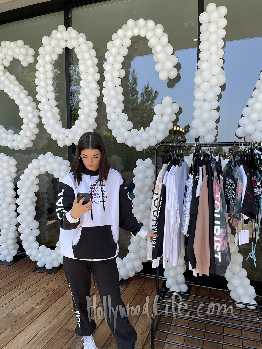 dixie-and-charli-damelio-6