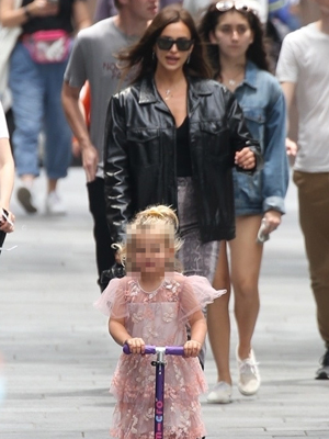 Irina Shayk, Lea Cooper