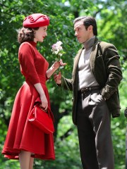 Rachel Brosnahan is seen at the film set of 'The Marvelous Mrs Maisel' TV Series in New York City. NON-EXCLUSIVE June 10, 2021. 10 Jun 2021 Pictured: Rachel Brosnahan,Milo Ventimiglia. Photo credit: Jose Perez/Bauergriffin.com / MEGA TheMegaAgency.com +1 888 505 6342 (Mega Agency TagID: MEGA761668_025.jpg) [Photo via Mega Agency]