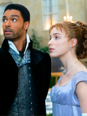 Phoebe Dynevor Rege Jean Page