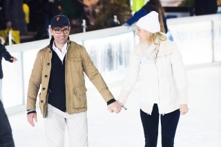 George Stephanopoulos and Ali Wentworth ice skate at the premiere of "Penguins of Madagascar" on in New York
NY Premiere of "Penguins of Madagascar", New York, USA