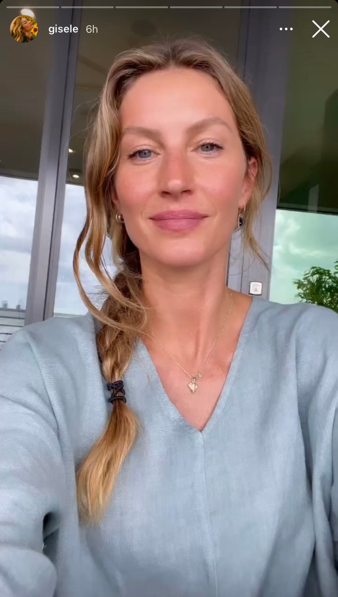 Gisele Bündchen wears Logan Hollowell