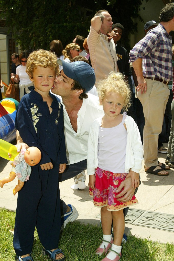 Jack Perry, Luke Perry, and Sophie Perry(2004)