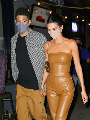 Kendall Jenner Devin Booker Jersey Pic