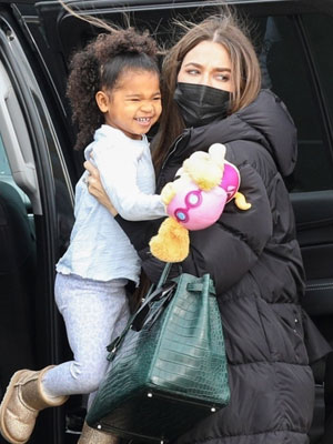 khloe kardashian and daughter true