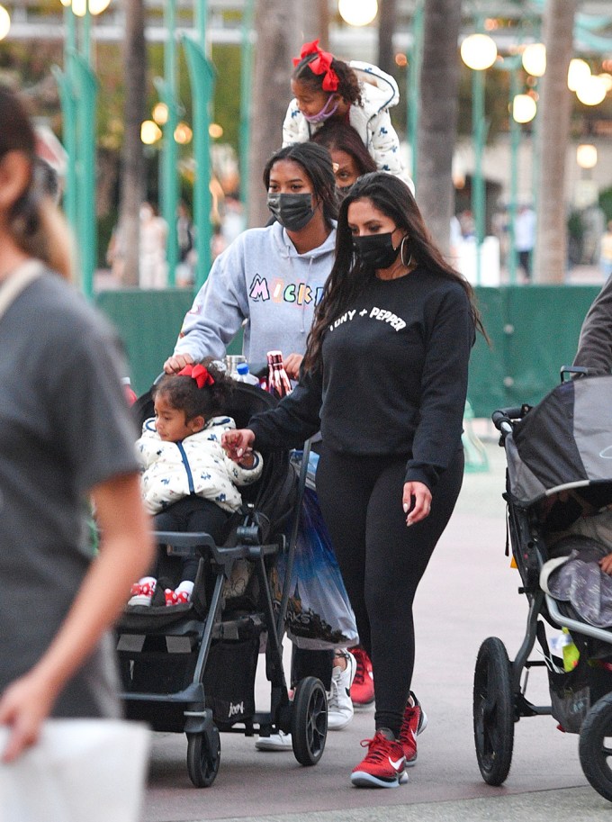 Vanessa Bryant & Her 3 Girls At Disneyland