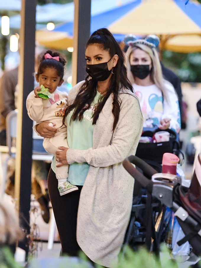 Vanessa Bryant Holds Capri