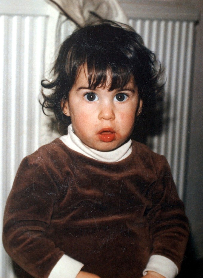 Amy Winehouse, Age 2