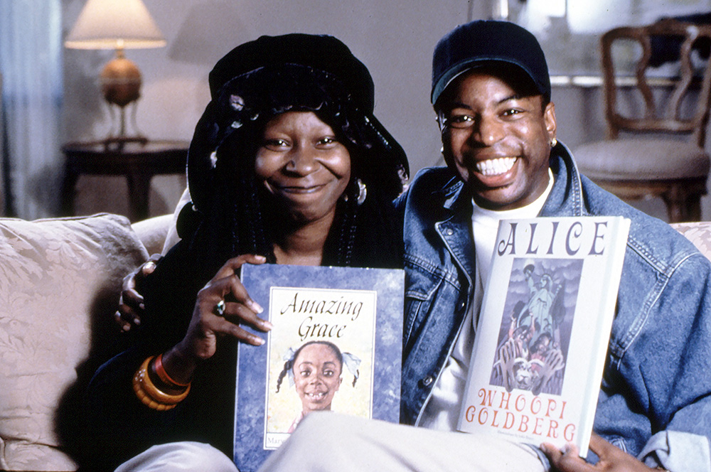 READING RAINBOW, Whoopi Goldberg, LeVar Burton, 1983-2006. (c) PBS/ Courtesy: Everett Collection.