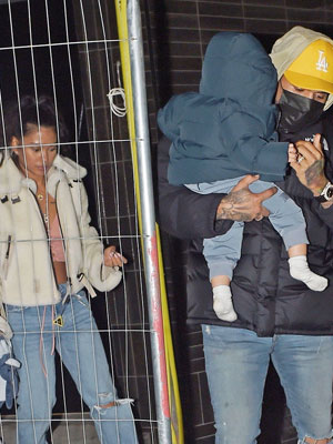 Ammika Harris, Chris Brown, Aeko
