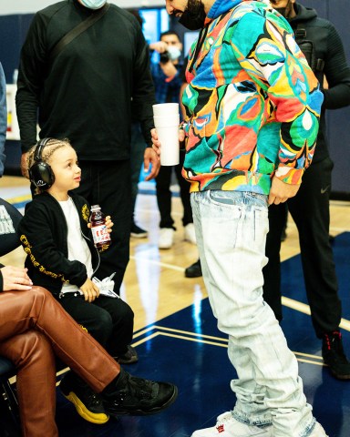 Mandatory Credit: Cassy Athena/London Entertainment/Shutterstock
Mandatory Credit: Photo by Cassy Athena/London Entertainment/Shutterstock (12072771ag)
Drake and son Adonis Graham
Sierra Canyon v Corona Centennial, CIF Southern Sectional Basketball Finals, Chatsworth, Los Angeles, California, USA - 11 Jun 2021