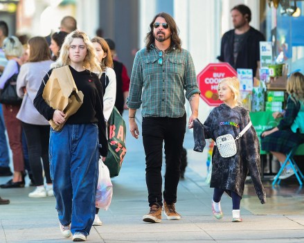 Violet Grohl, Dave Grohl and Ophelia Saint Grohl
Dave Grohl out and about, Los Angeles, USA - 16 Feb 2020