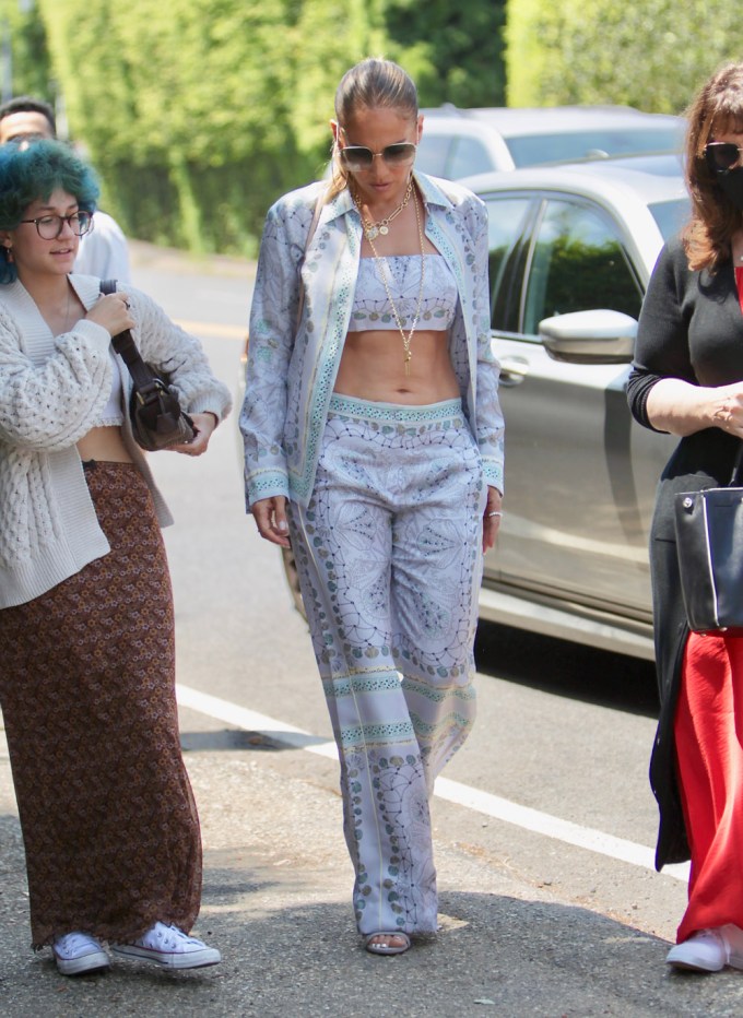 Jennifer Lopez In Crop top