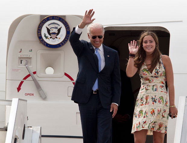 Joe Biden, Naomi Biden