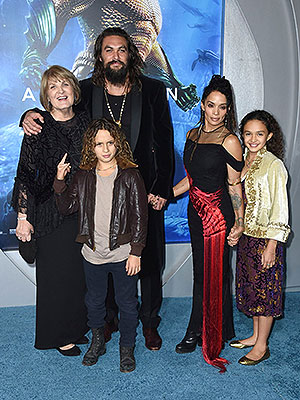 Jason Momoa with his kids