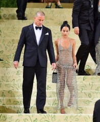 New York, NY  - Channing Tatum and Zoe Kravitz leave the MET Gala hand in hand

Pictured: Channing Tatum, Zoe Kravitz

BACKGRID USA 13 SEPTEMBER 2021 

USA: +1 310 798 9111 / usasales@backgrid.com

UK: +44 208 344 2007 / uksales@backgrid.com

*UK Clients - Pictures Containing Children
Please Pixelate Face Prior To Publication*