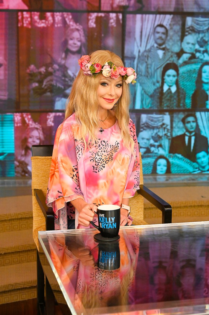 Kelly Ripa As Carole Baskin