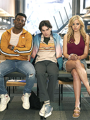 ONE OF US IS LYING -- "One Of Us Is Not Like The Other" Episode 103 -- Pictured: (l-r) Cooper van Grootel as Nate, Chibuikem Uche as Cooper, Mark McKenna as Simon, Annalisa Cochrane as Addy, Marianly Tejada as Bronwyn -- (Photo by: Nicola Dove/Peacock)