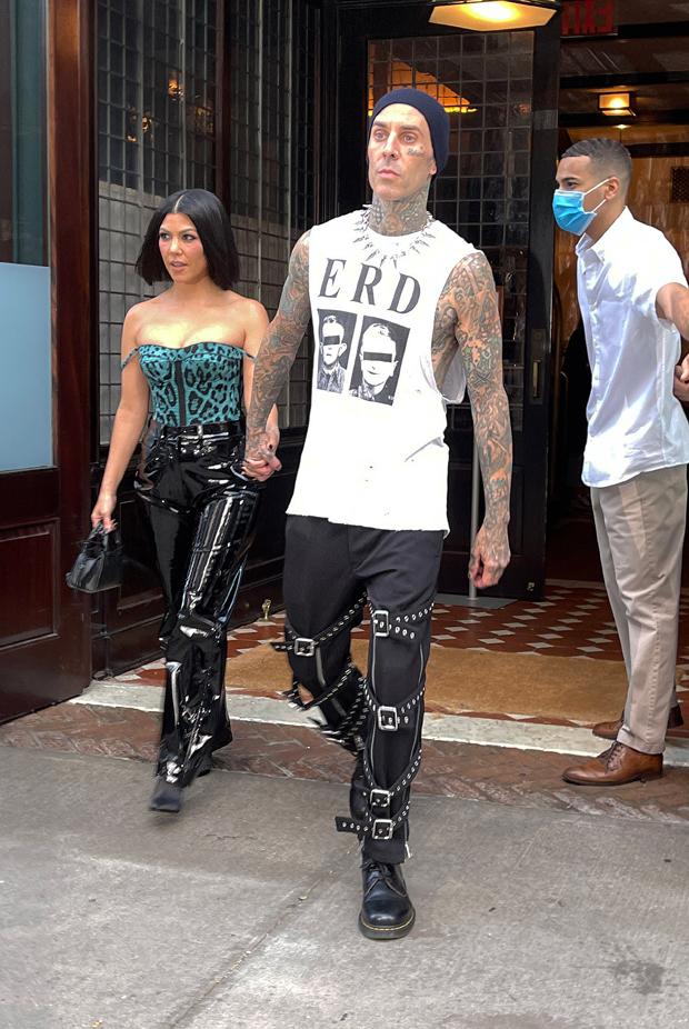 travis barker and kourtney kardashian