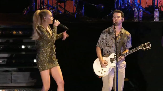 kelsea ballerini kevin jonas