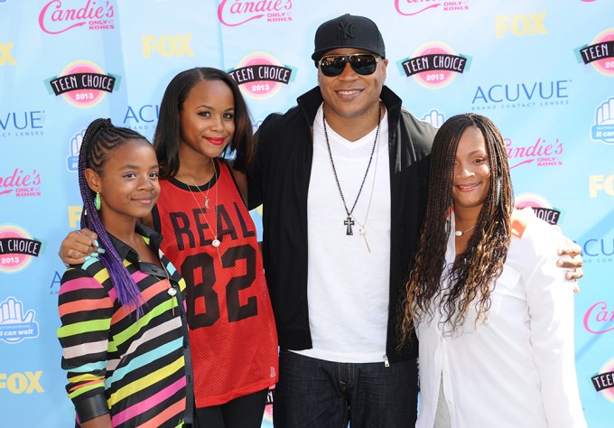 LL Cool J & his daughters pose together