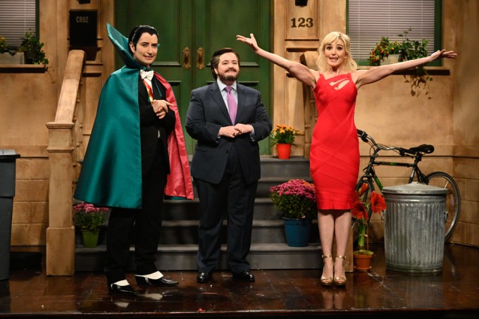 Aristotle Athari, Aidy Bryant and Chloe Fineman Open ‘SNL’