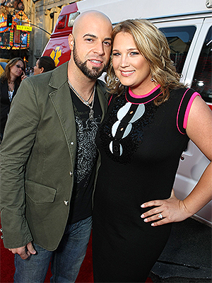 chris daughtry and wife deanna