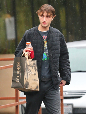 Anwar Hadid