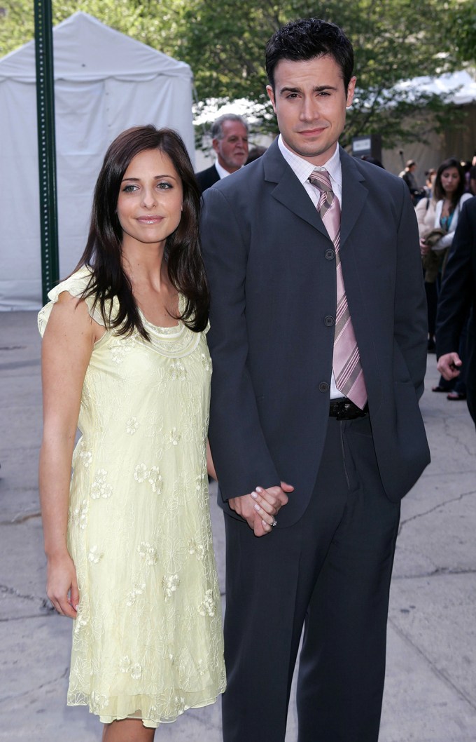 Sarah Michelle Gellar & Freddie Prinze Jr. In 2005