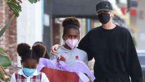 Charlize Theron, Jackson, August