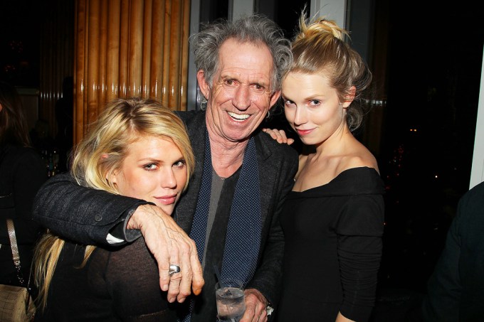 Keith Richards with his daughters