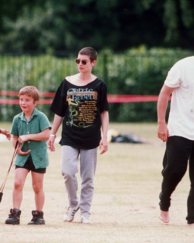 SINEAD O'CONNOR WITH HER SON JAKE
STARS AT SCHOOL SPORTS DAY, BRITAIN - 1994