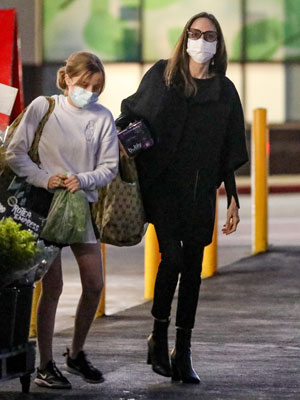 Vivienne Jolie-Pitt, Angelina Jolie