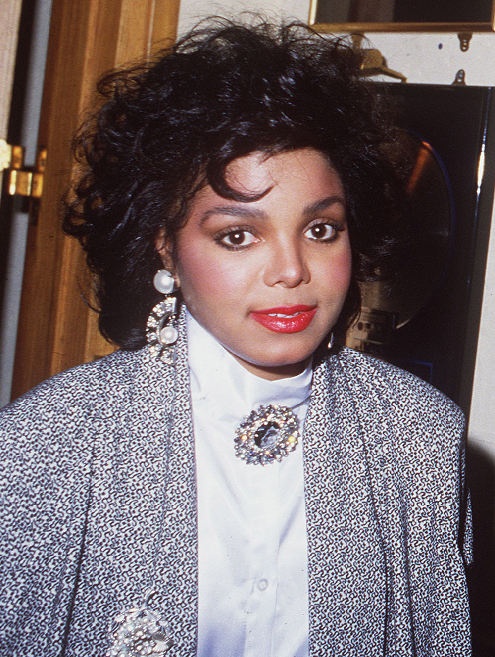 Janet Jackson
Hard Rock Jr. Party
November 1, 1985: Los Angeles, CA
Janet Jackson 
Hard Rock Jr. Party
Photo ® Berliner Studio/BEImages