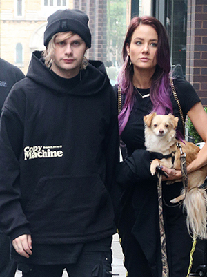 Michael Clifford, Crystal Leigh5 Seconds of Summer out and about, New York, USA - 22 Jun 20185 Seconds of Summer's Michael Clifford and Crystal Leigh sighting in New York