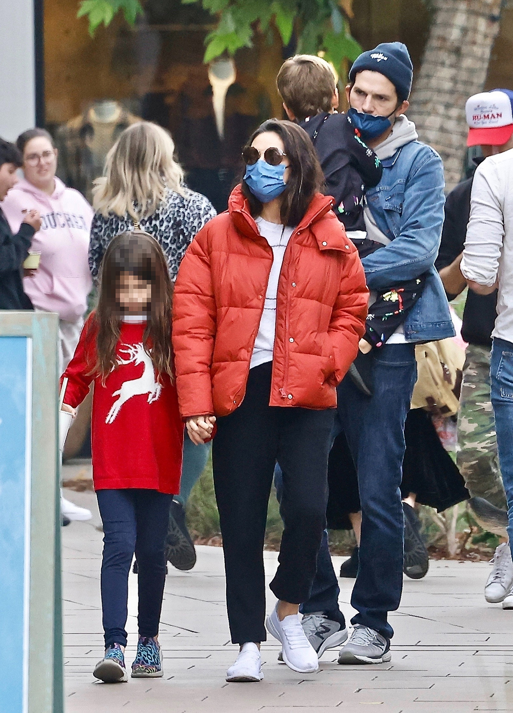 *EXCLUSIVE* Ashton Kutcher and Mila Kunis spend their weekend shopping with their kids