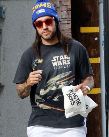 Los Angeles, CA  - Pete Wentz grabs food to go at Yeastie Boys food truck on Tuesday and the singer shows off his love for Star Wars with a vintage tee.Pictured: Pete WentzBACKGRID USA 17 DECEMBER 2019 BYLINE MUST READ: Phamous / BACKGRIDUSA: +1 310 798 9111 / usasales@backgrid.comUK: +44 208 344 2007 / uksales@backgrid.com*UK Clients - Pictures Containing ChildrenPlease Pixelate Face Prior To Publication*