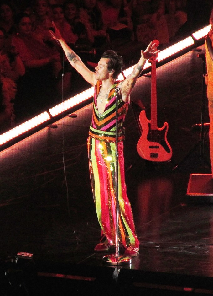 Harry Styles Performing At His NYC Residency