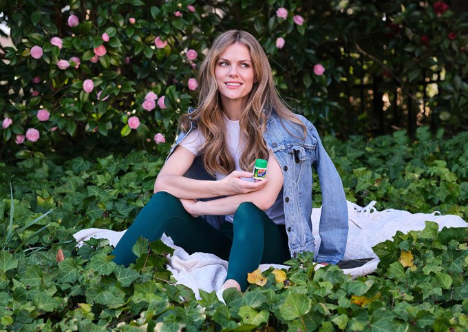 Brooklyn Decker In The Park
