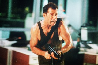 Editorial use only. No book cover usage.
Mandatory Credit: Photo by 20th Century Fox/Kobal/Shutterstock (5884604o)
Bruce Willis
Die Hard - 1988
Director: John McTiernan
20th Century Fox
USA
Scene Still
Action/Adventure
Piège de cristal