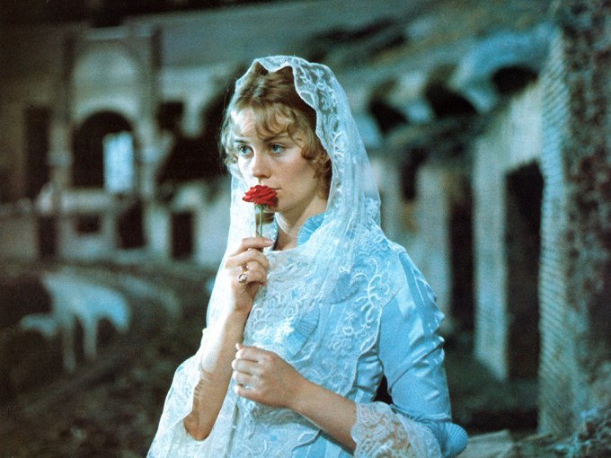 Cybill Shepherd In Daisy Miller