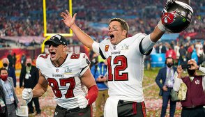 Rob Gronkowski, Tom Brady