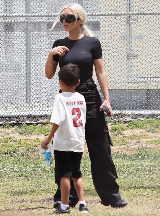 **USE CHILD PIXELATED IMAGES IF YOUR TERRITORY REQUIRES IT**

Kim Kardashian at soccer with son Saint in Los Angeles

Pictured: Kim Kardashian
Ref: SPL5310356 150522 NON-EXCLUSIVE
Picture by: SplashNews.com

Splash News and Pictures
USA: +1 310-525-5808
London: +44 (0)20 8126 1009
Berlin: +49 175 3764 166
photodesk@splashnews.com

World Rights, No France Rights, No Italy Rights, No Japan Rights