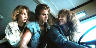 STRANGER THINGS. (L to R) Maya Hawke as Robin Buckley, Joe Keery as Steve Harrington and Joseph Quinn as Eddie Munson in STRANGER THINGS. Cr. Courtesy of Netflix © 2022